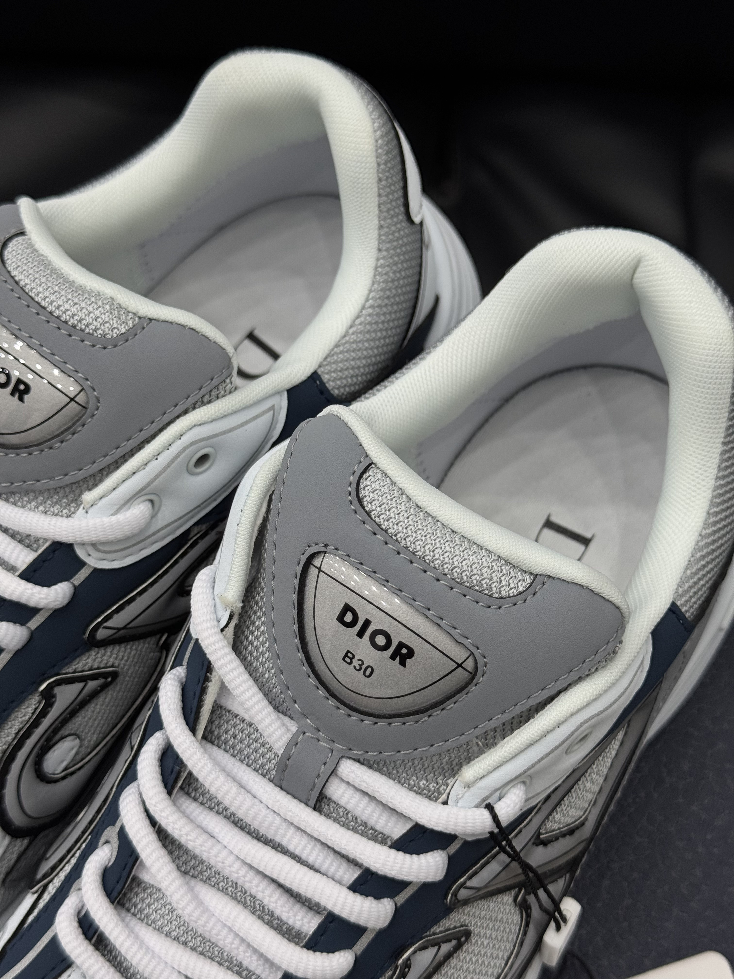 Dior B30 – White / Grey / Navy