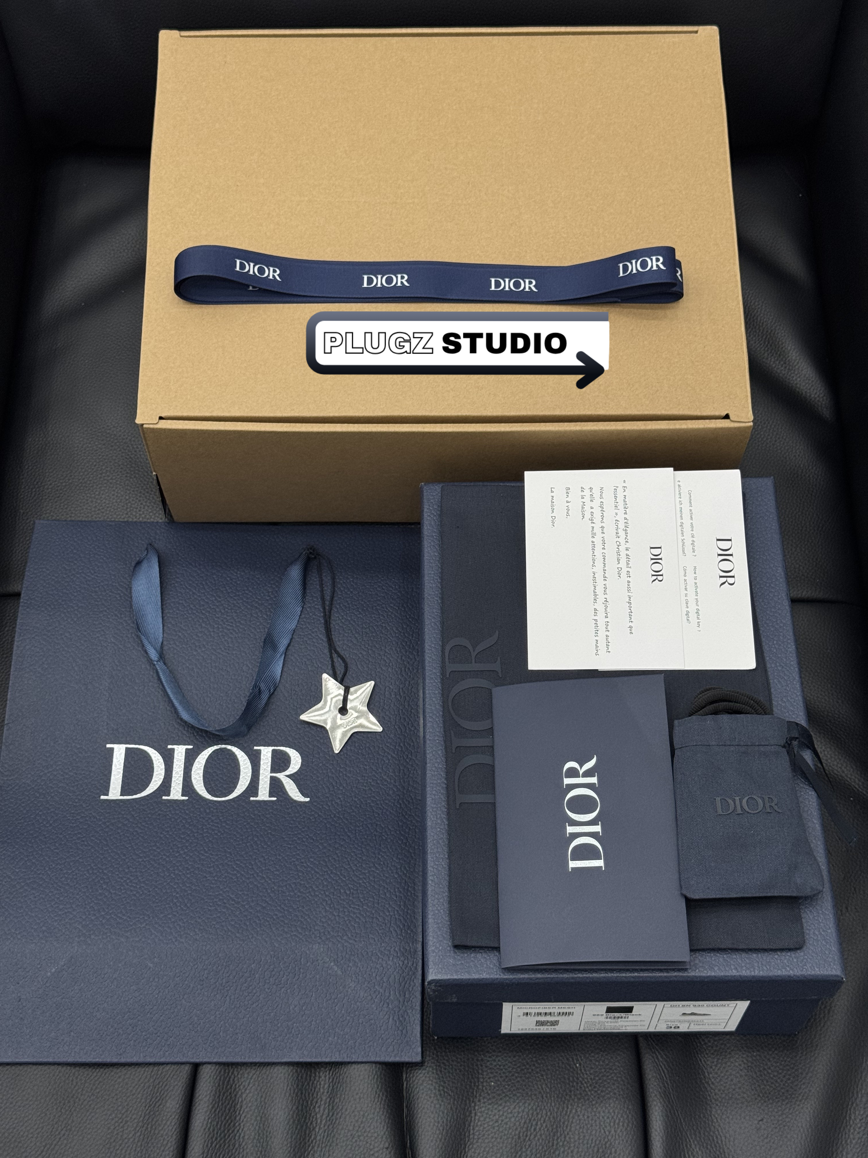 Dior B30 – White / Grey / Navy