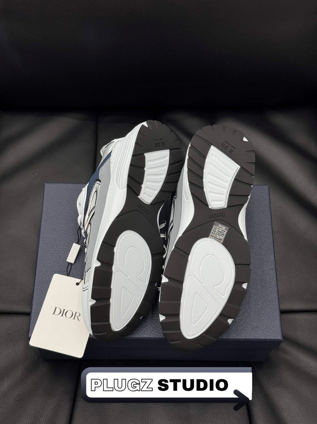 Dior B30 – White / Grey / Navy