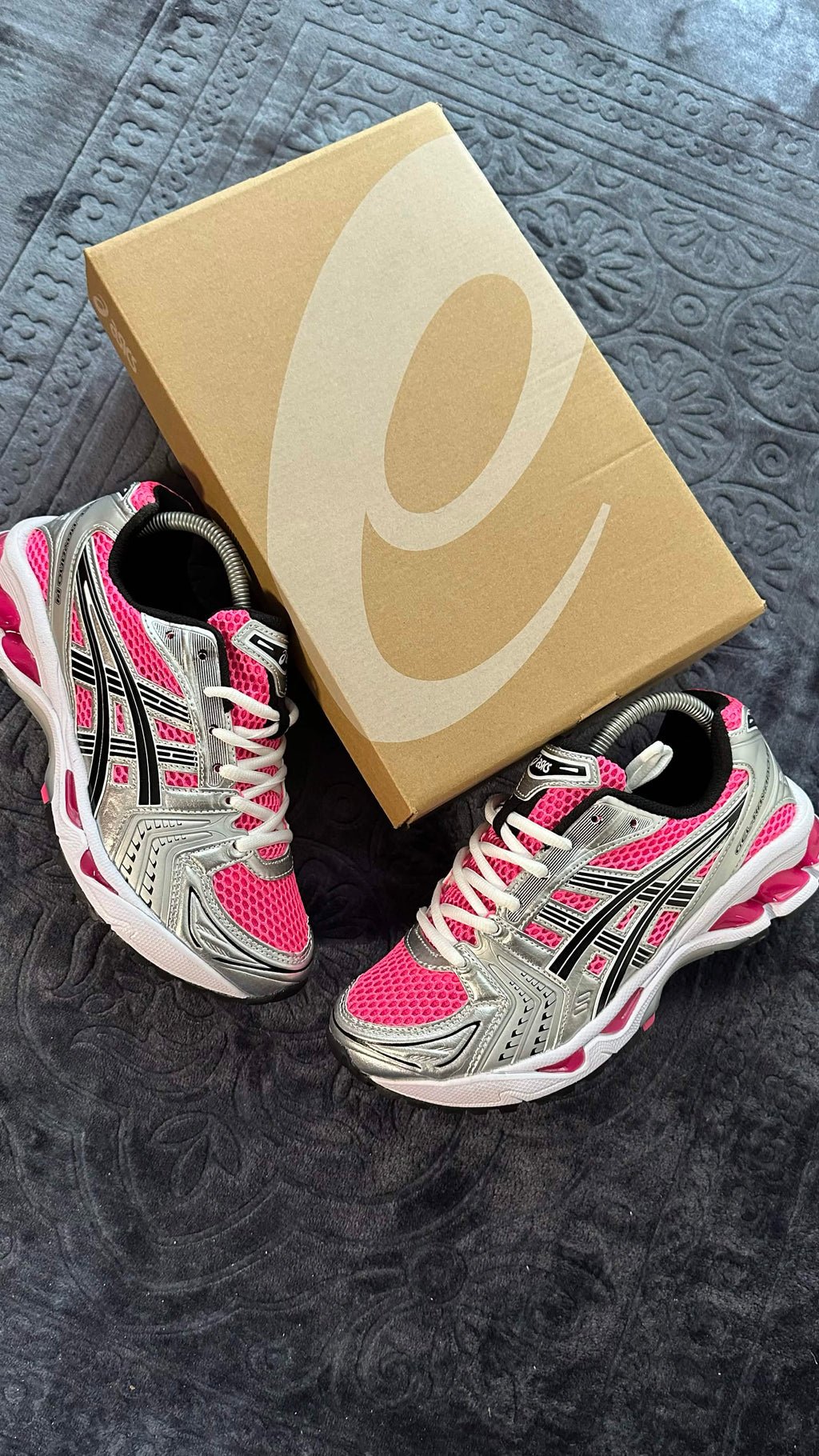 ASICS GEL KAYANO 14 HYPER PINK
