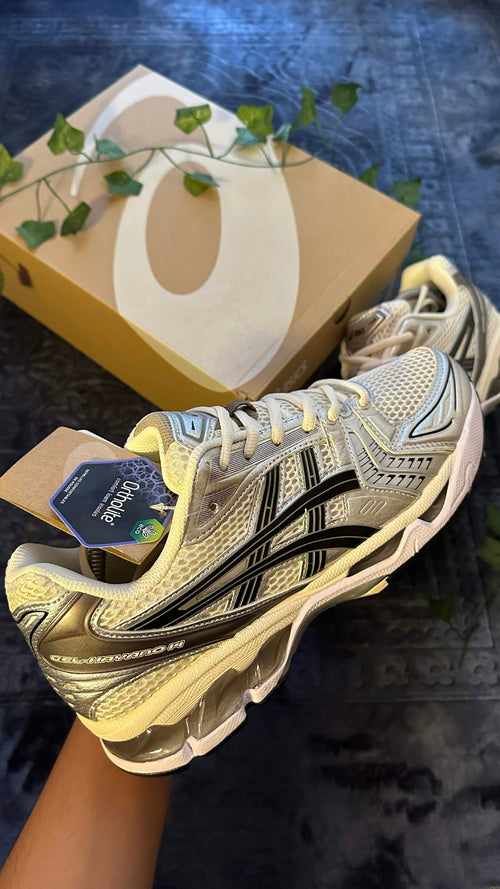 ASICS Gel-Kayano 14 – Cream / Argent
