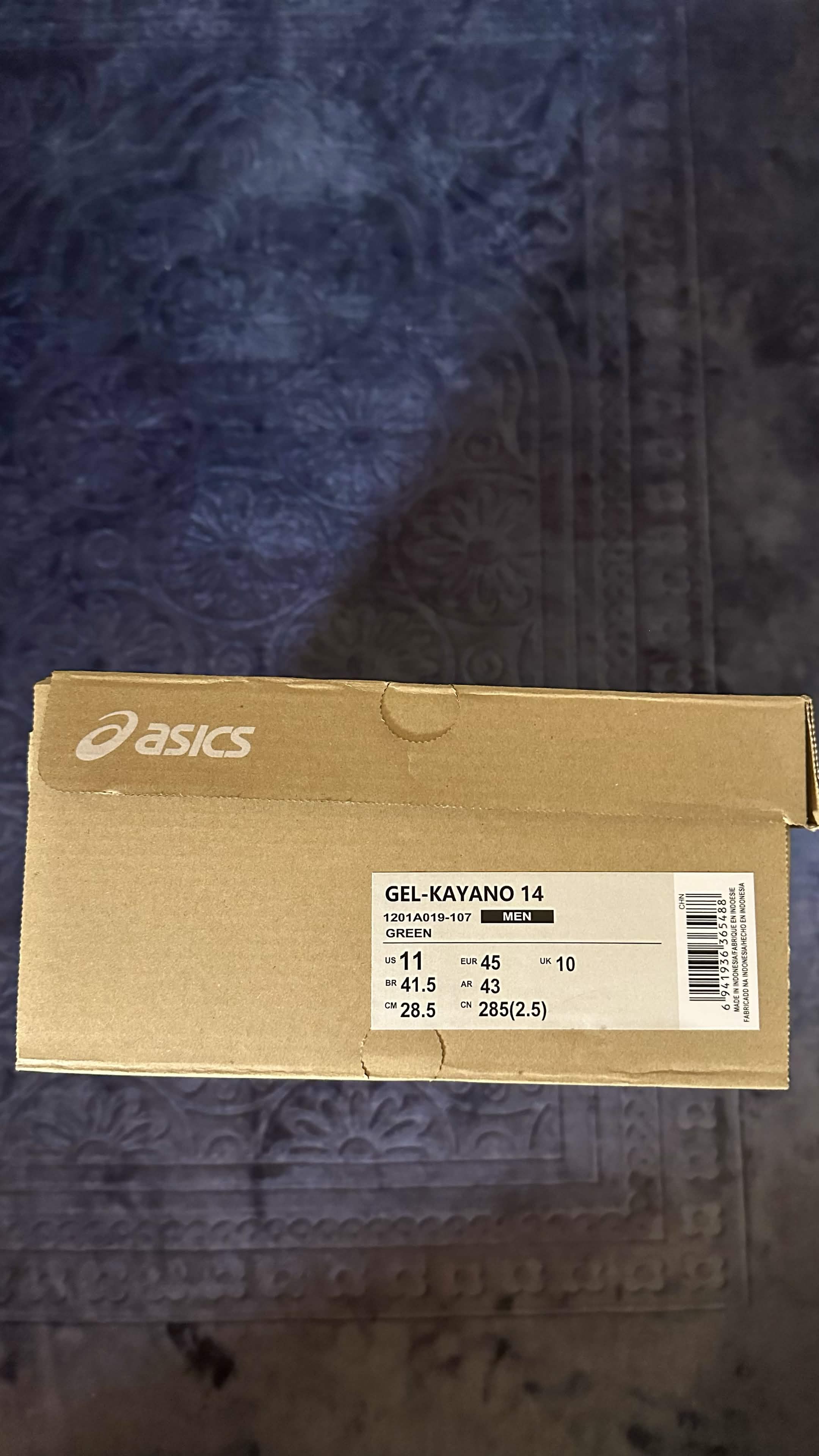 ASICS GEL-KAYANO 14 – White / Silver / Sage Green