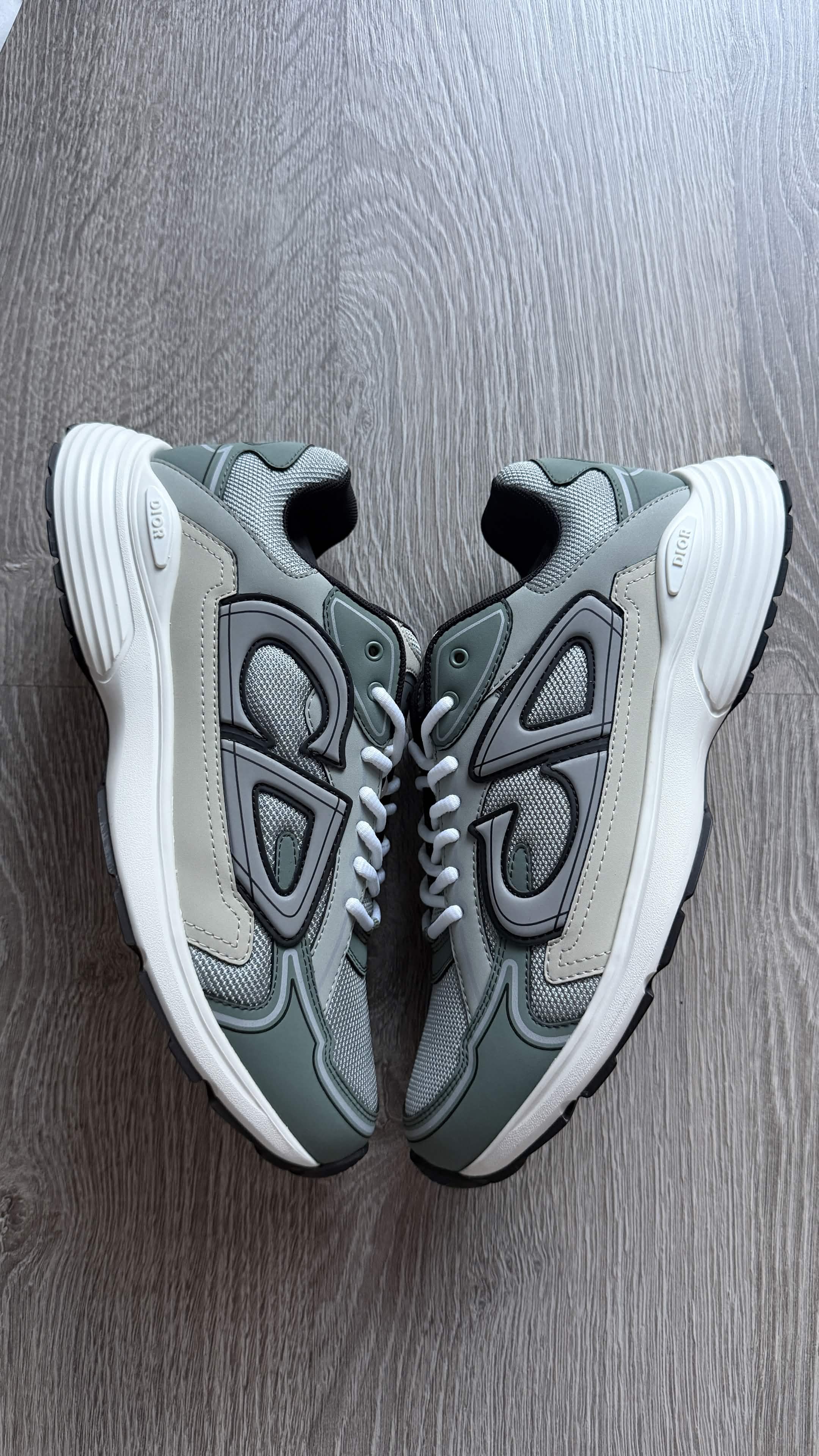 Dior B30 – Sage Green / Grey