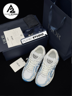 Dior B30 – White / Dior Grey / Azure Blue