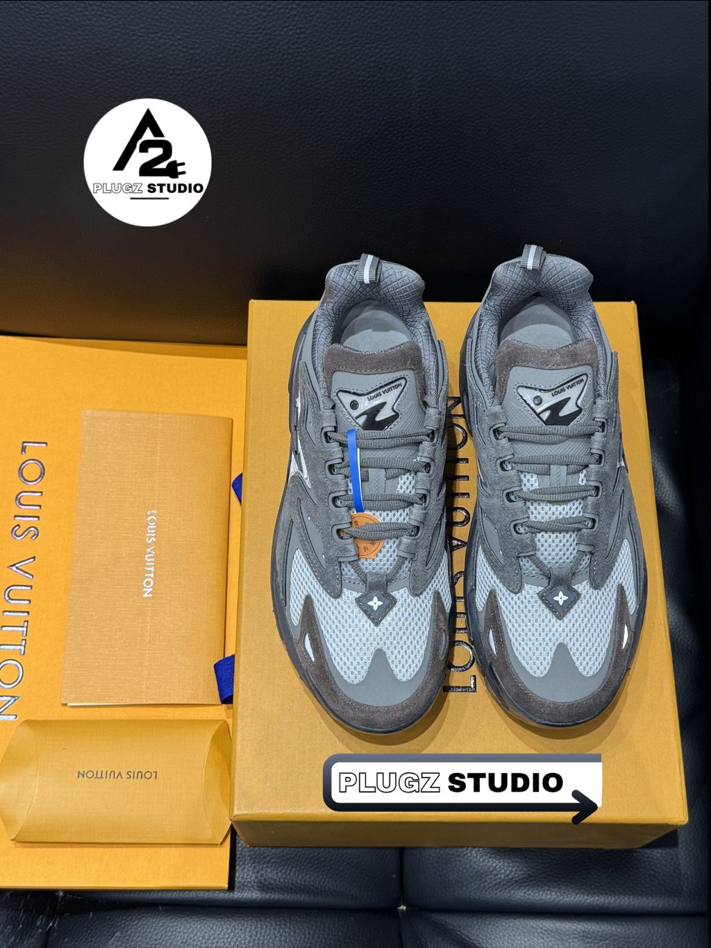 Louis Vuitton Trail – Grey