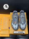 Louis Vuitton Trail – Grey