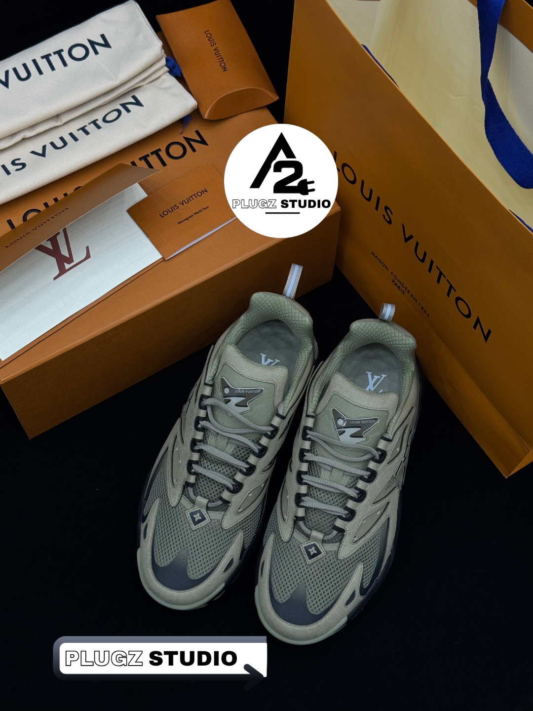 Louis Vuitton Trail – Khaki Grey