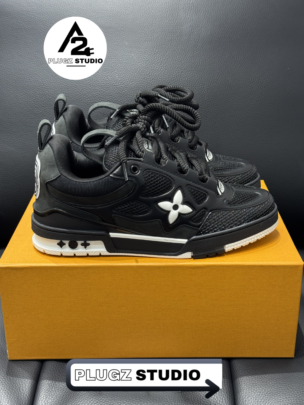 Louis Vuitton Skate – Black & White label