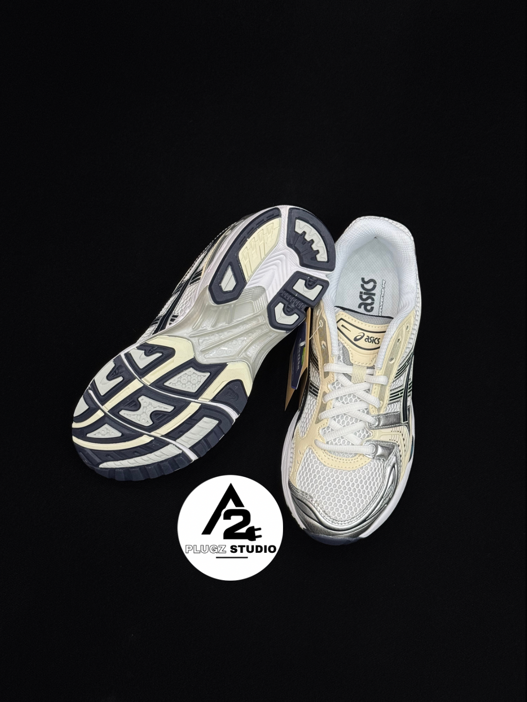 ASICS Gel-Kayano 14 – Blanc / Argent / Bleu Marine