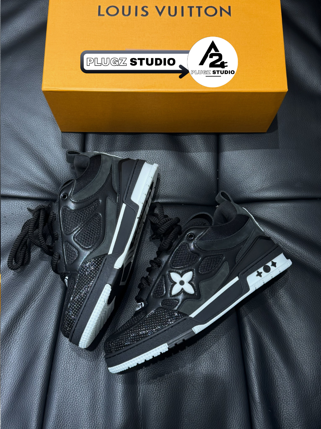 Louis Vuitton Skate – Black & White label