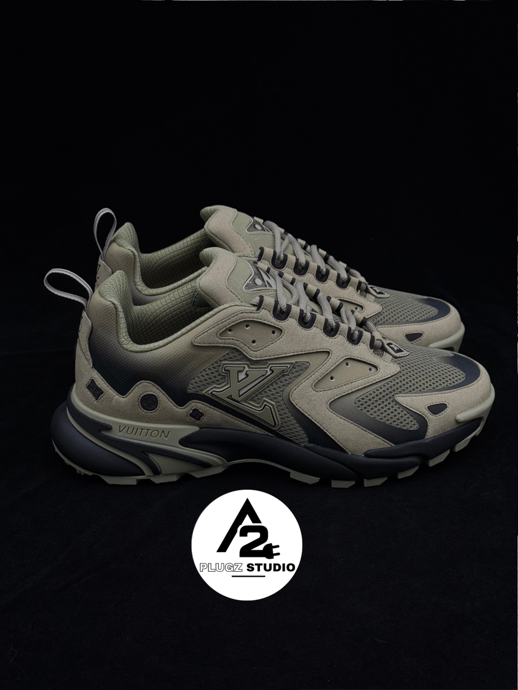 Louis Vuitton Trail – Khaki Grey