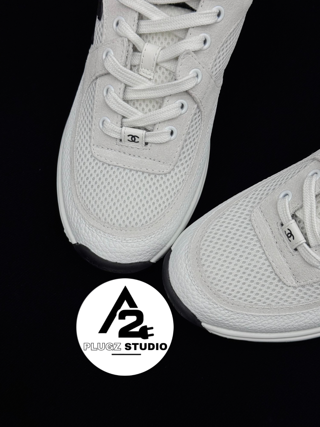 Chanel CC Mesh Sneaker – Blanc / Noir