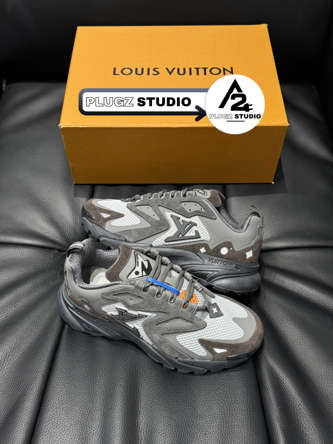 Louis Vuitton Trail – Grey