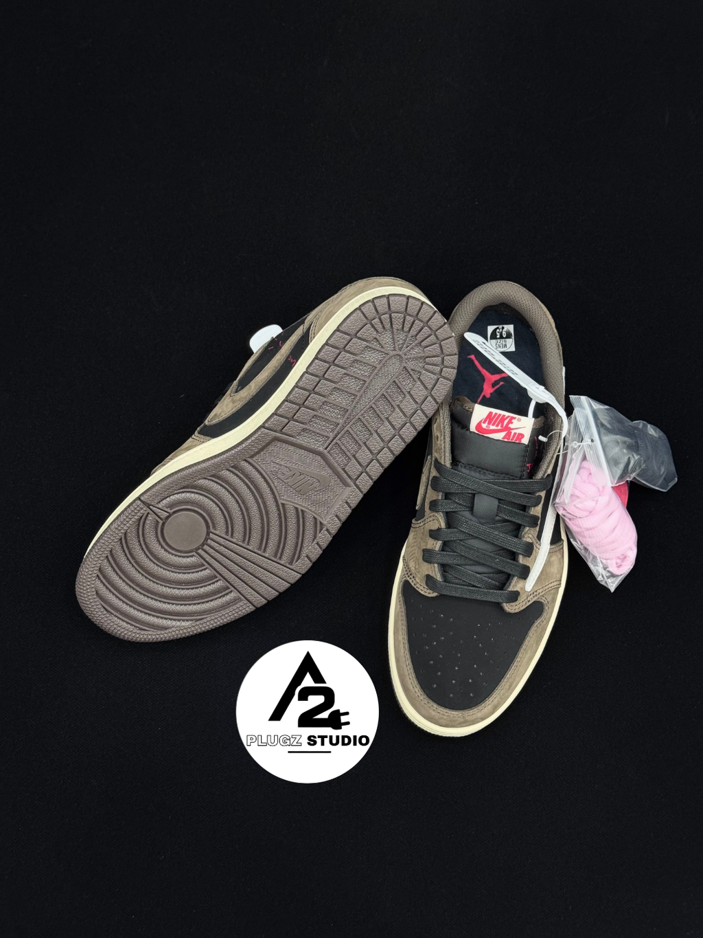 Nike Air Jordan 1 Low OG SP Travis  – Mocha