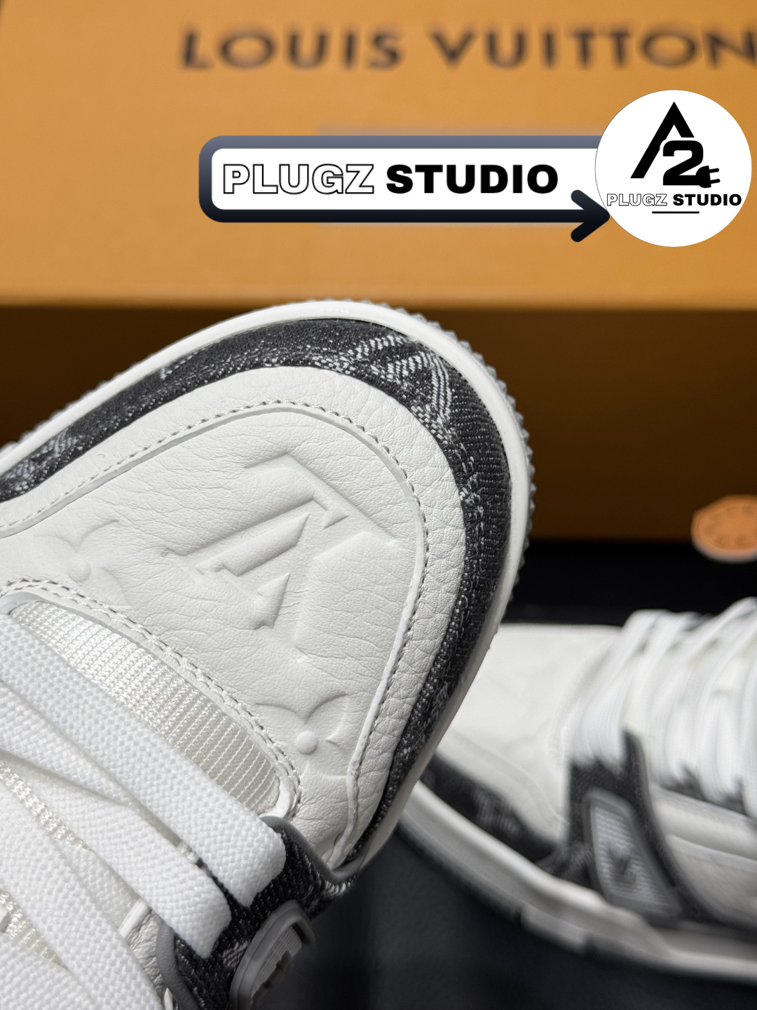 Louis Vuitton Trainer – Gris / Blanc