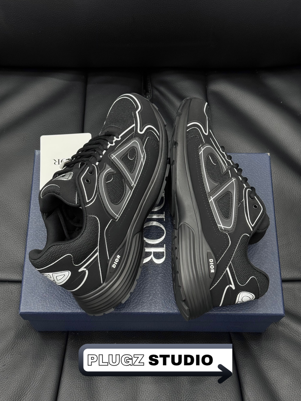 Dior B30 – Black / Anthracite