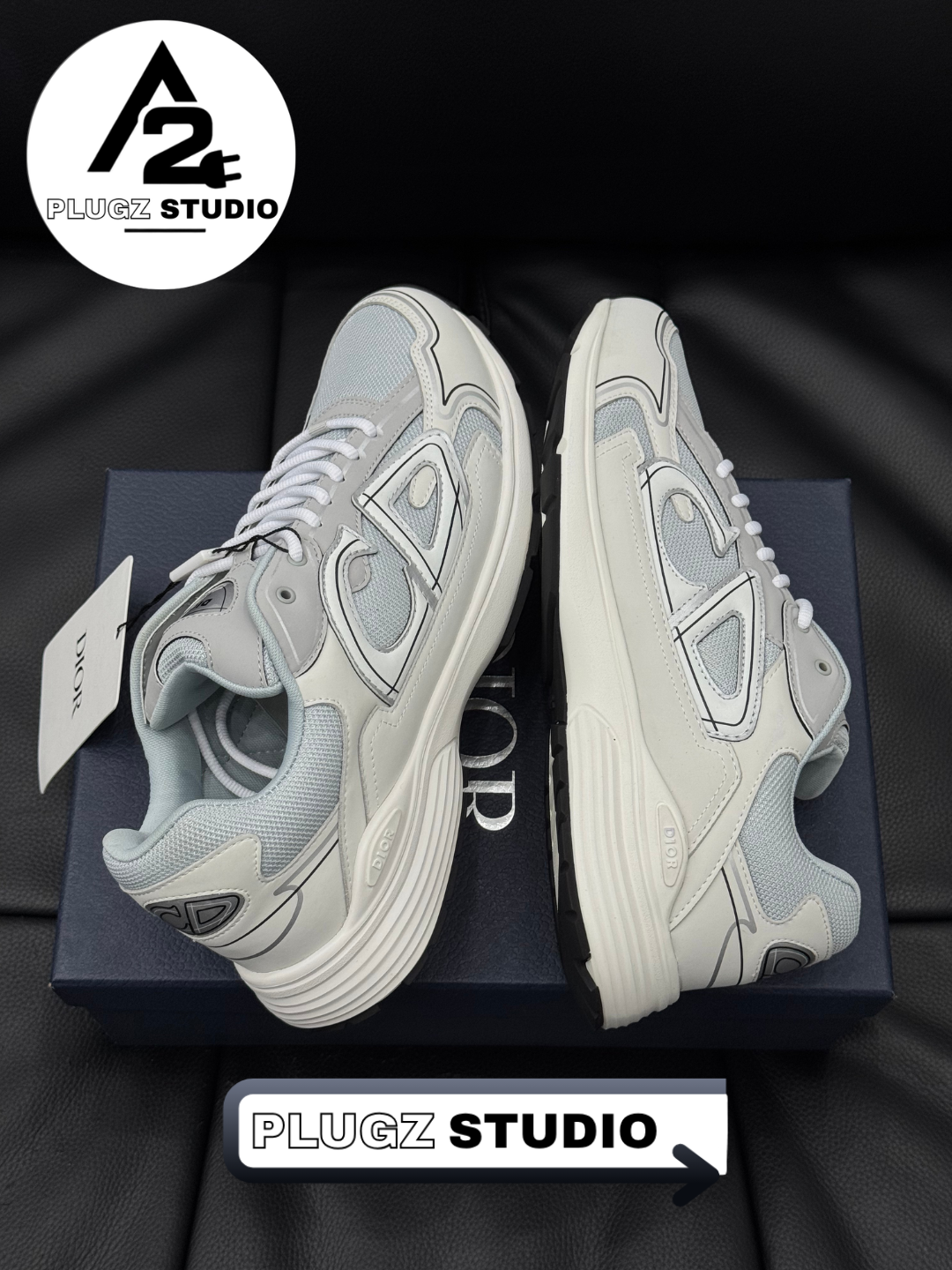 Dior B30 – White / Light Blue / Grey