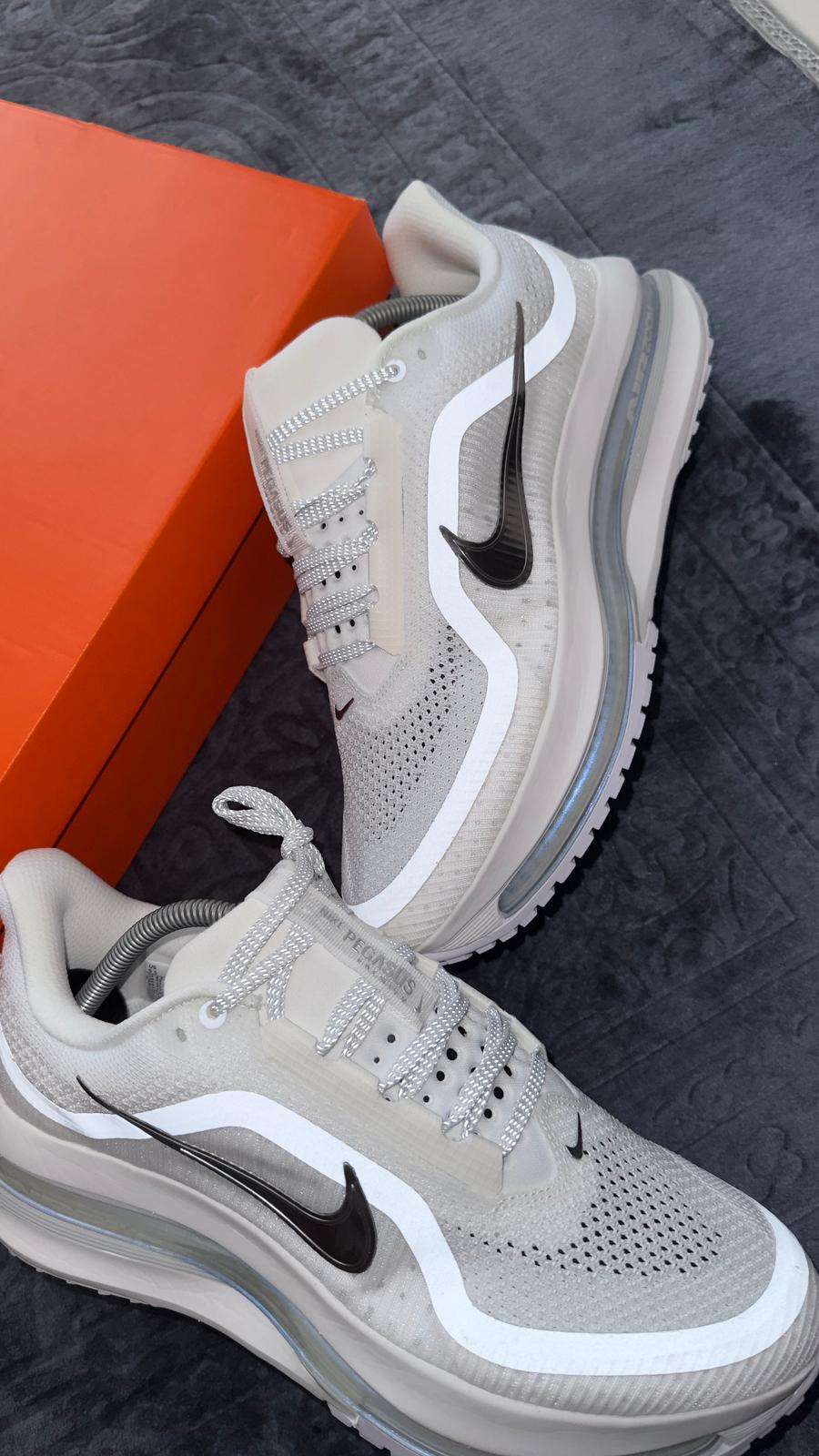 Nike Air Pegasus Premium – Triple White