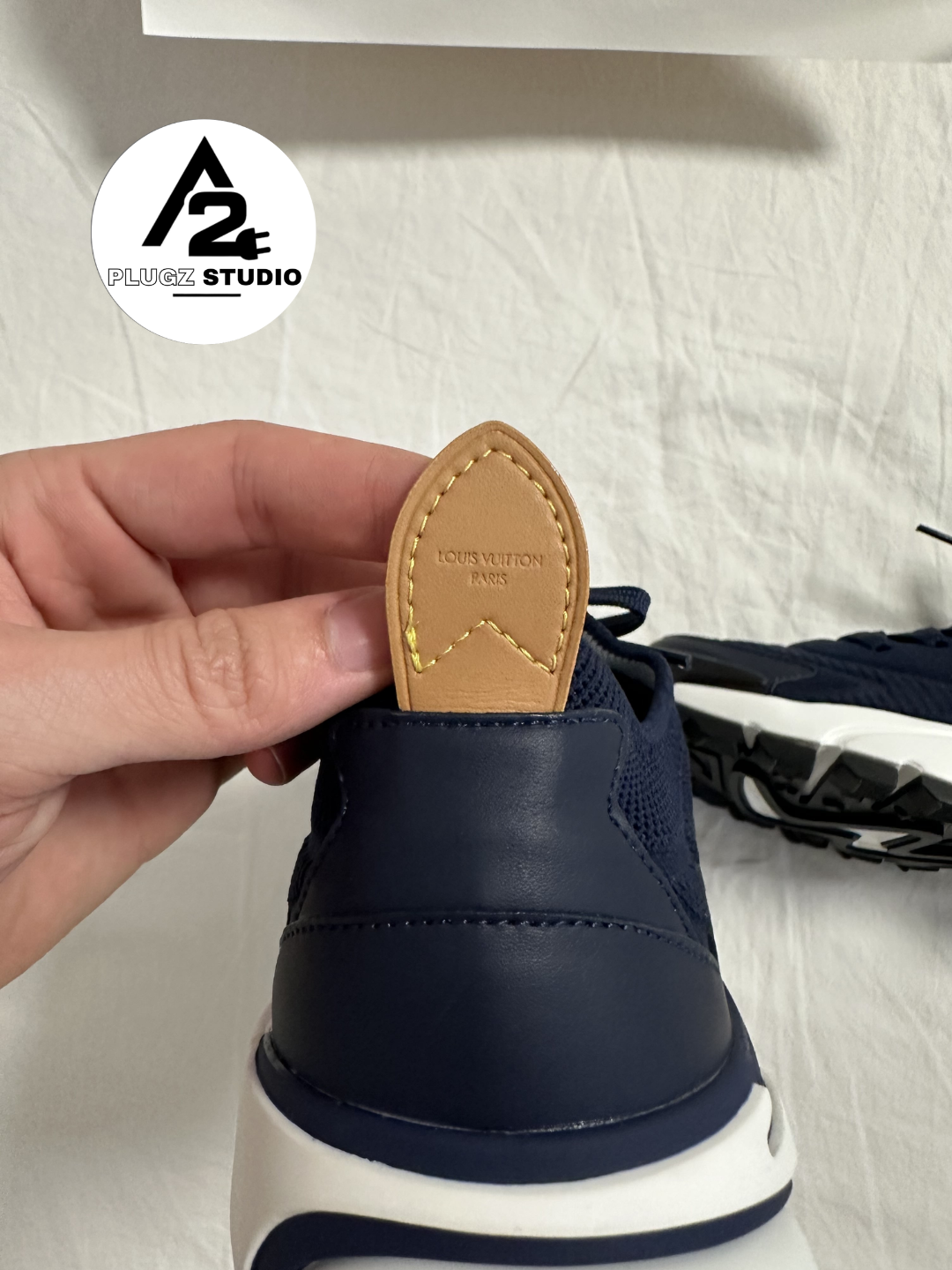 Louis Vuitton Run Tactic – Navy