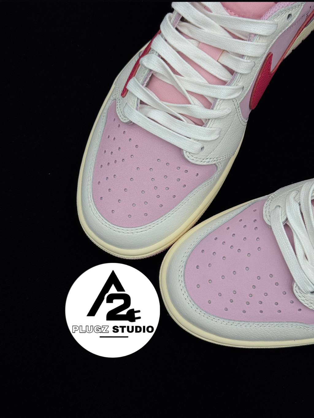 Nike Air Jordan 1 Low OG SP Travis – Pink / White