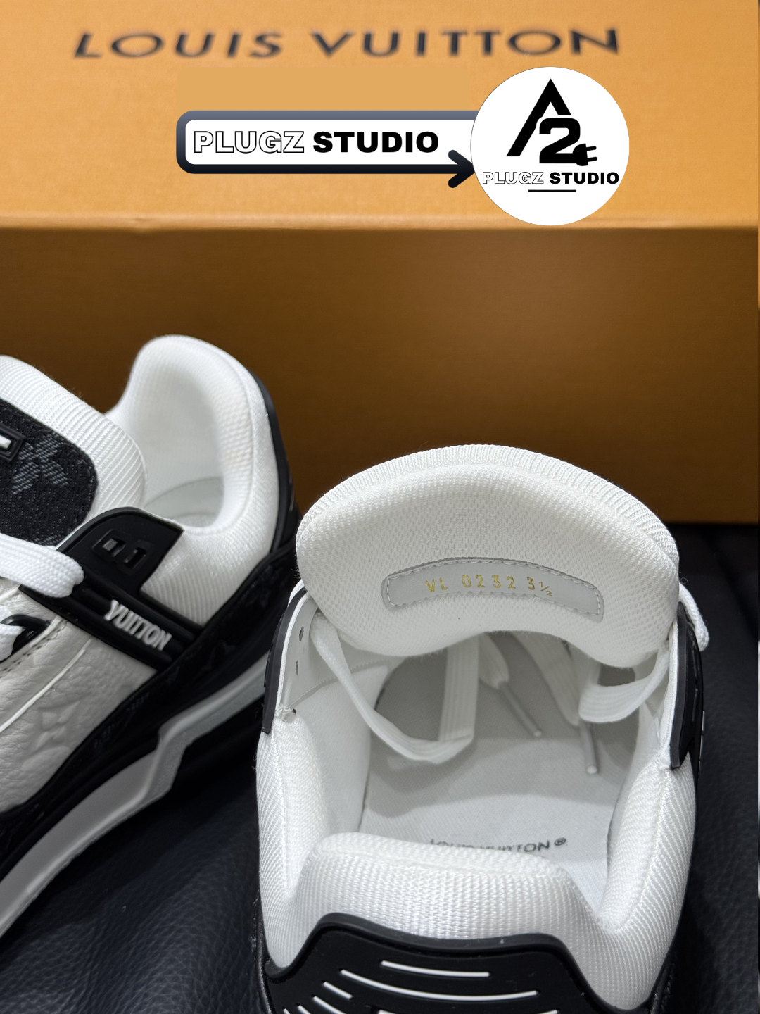 Louis Vuitton Trainer – Noir / Blanc