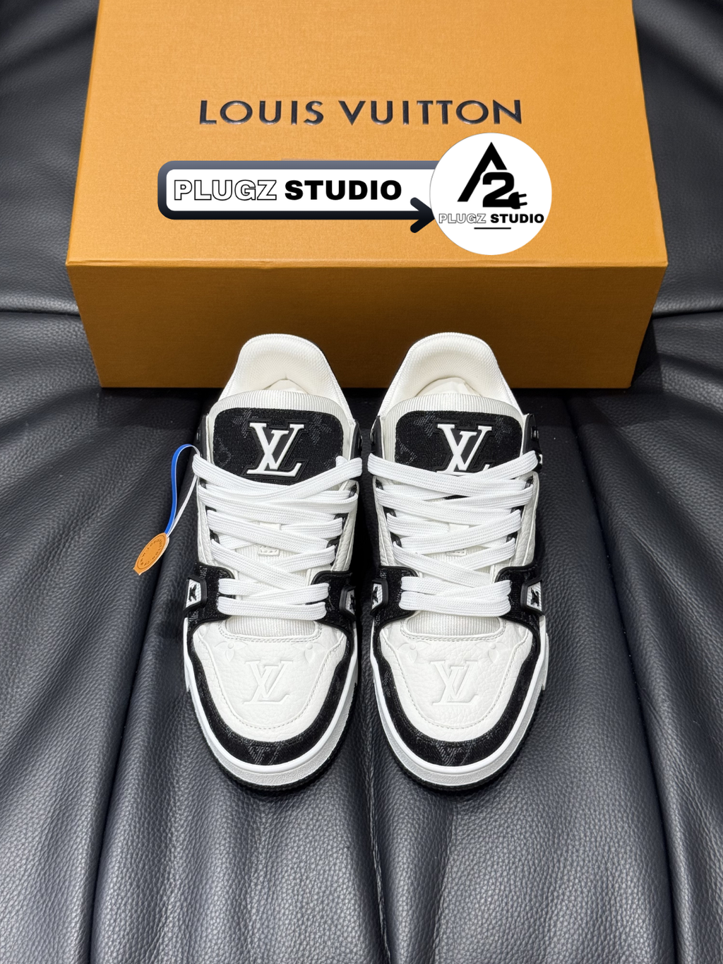 Louis Vuitton Trainer – Noir / Blanc