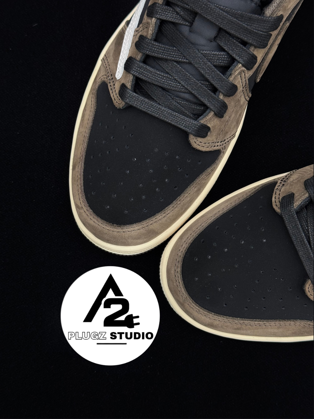 Nike Air Jordan 1 Low OG SP Travis  – Mocha