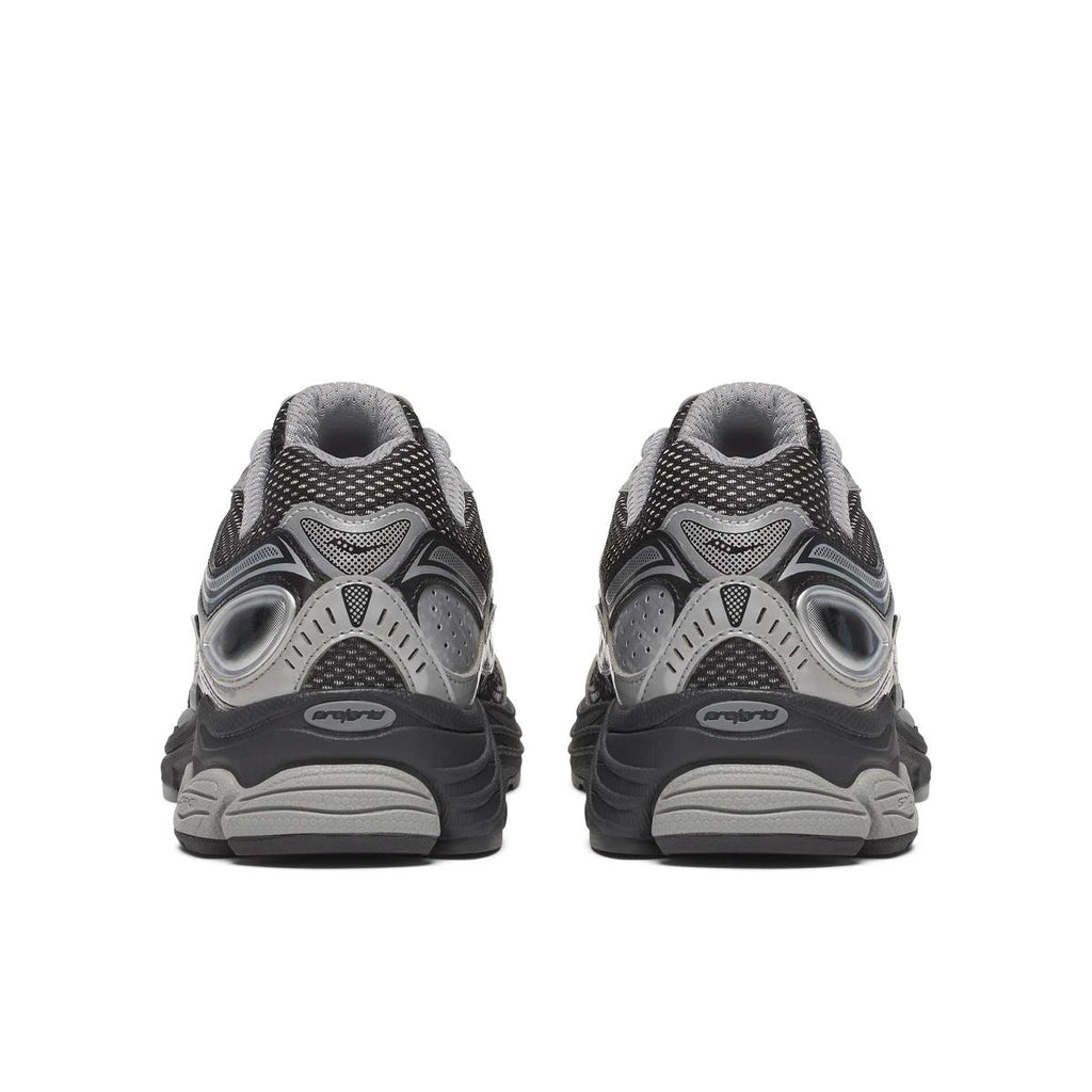 Saucony ProGrid Omni 9 – Black / Silver