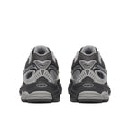 Saucony ProGrid Omni 9 – Black / Silver