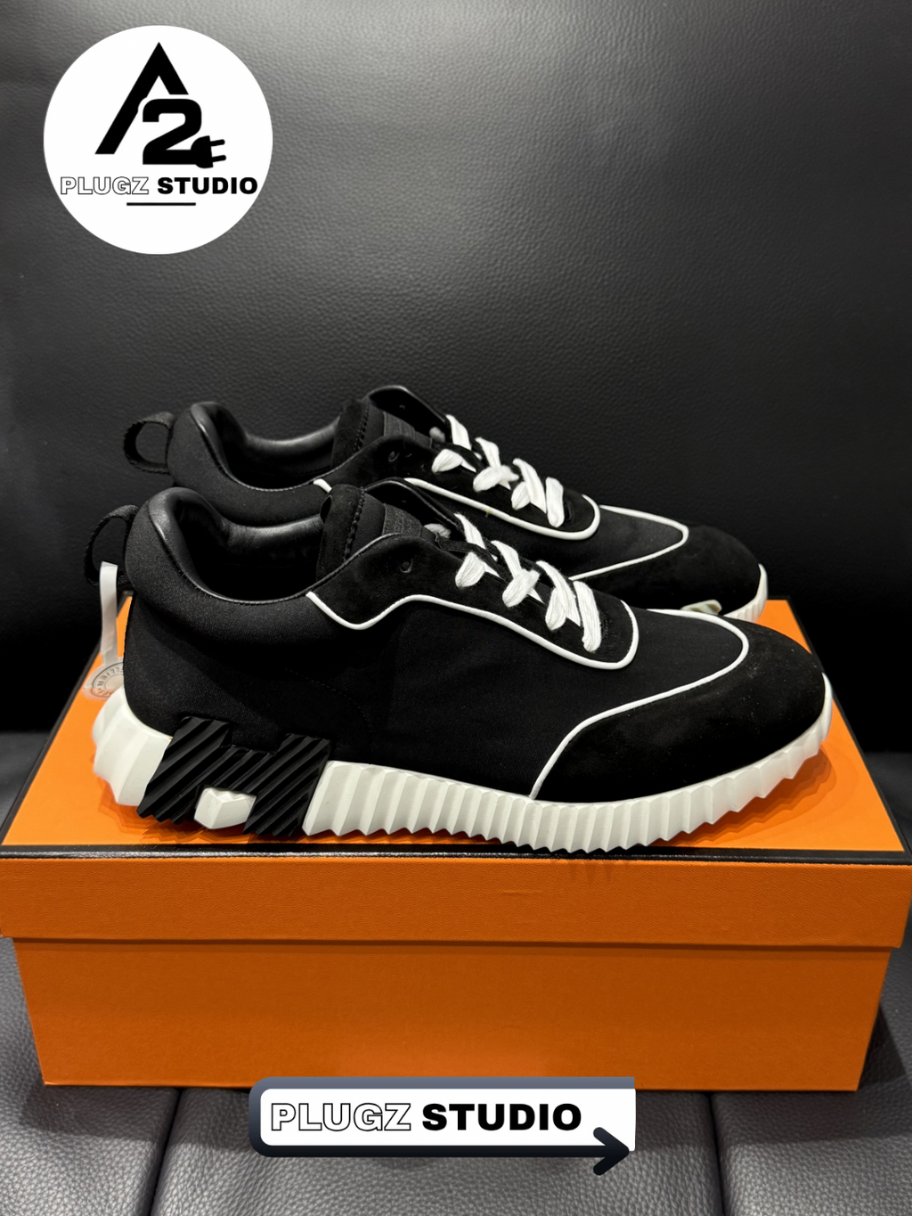 Hermès Bouncing Suede – Noir / Blanc