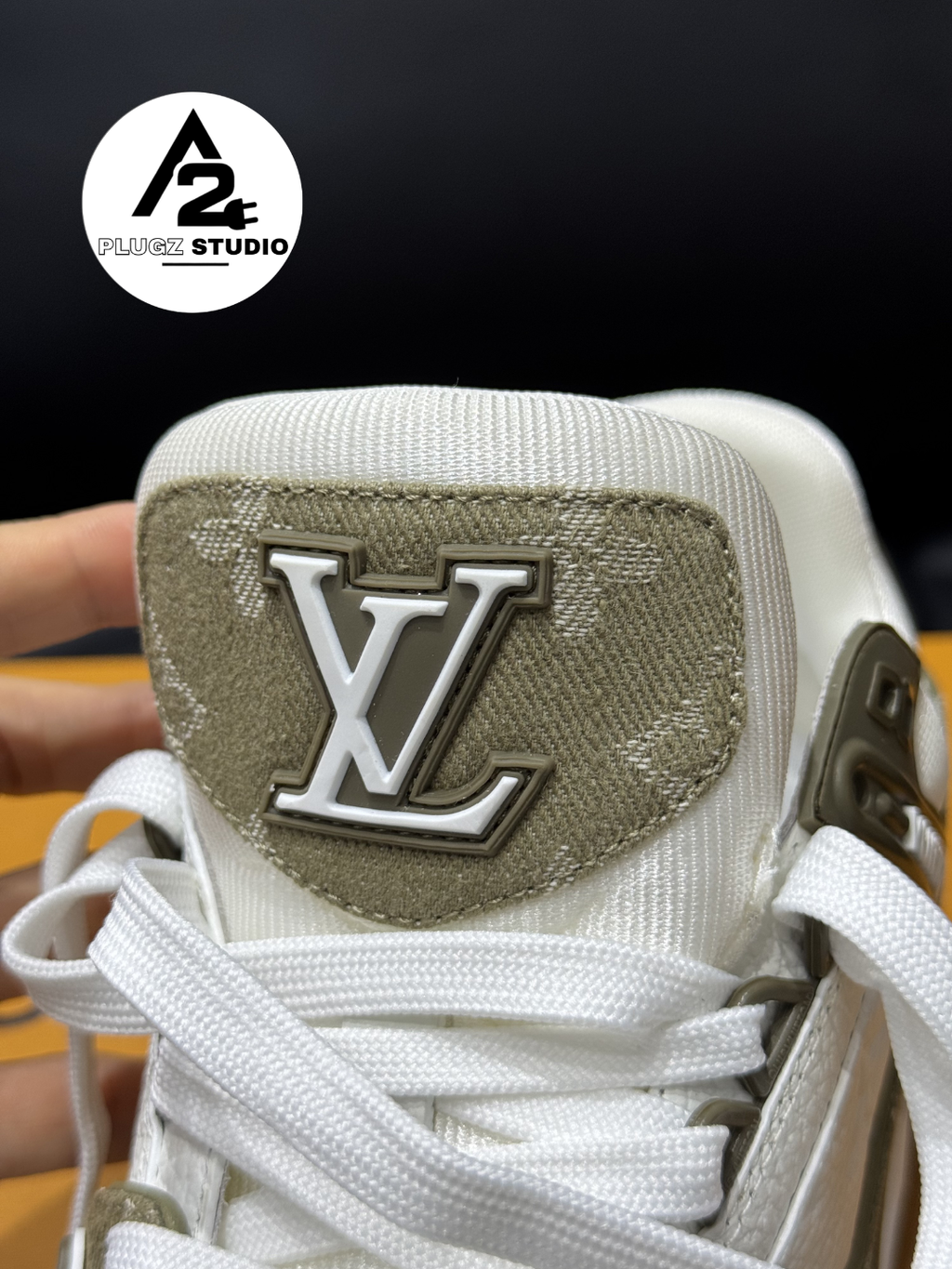 Louis Vuitton Trainer – Kaki Monogram